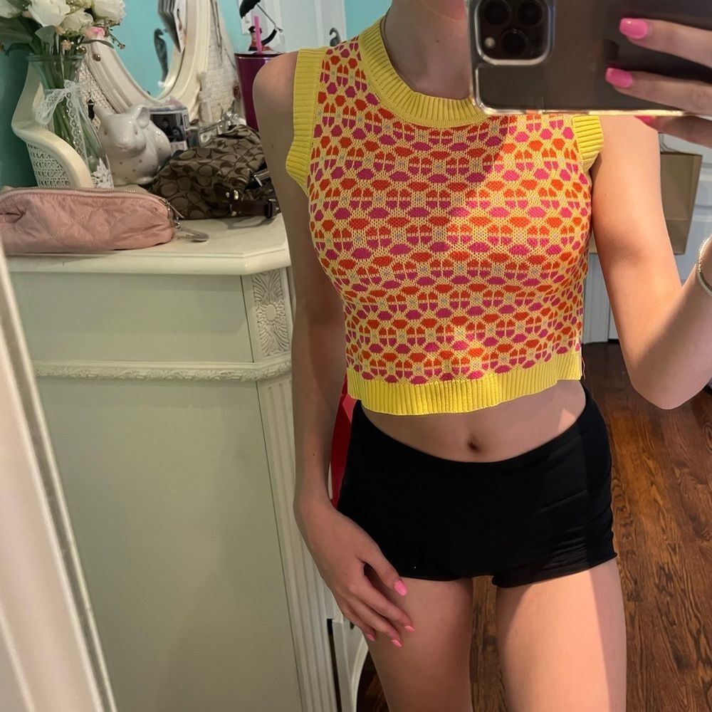 Patterned Amazon tank